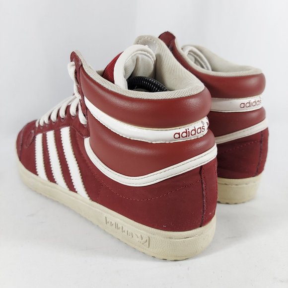 Athletic_Shoes